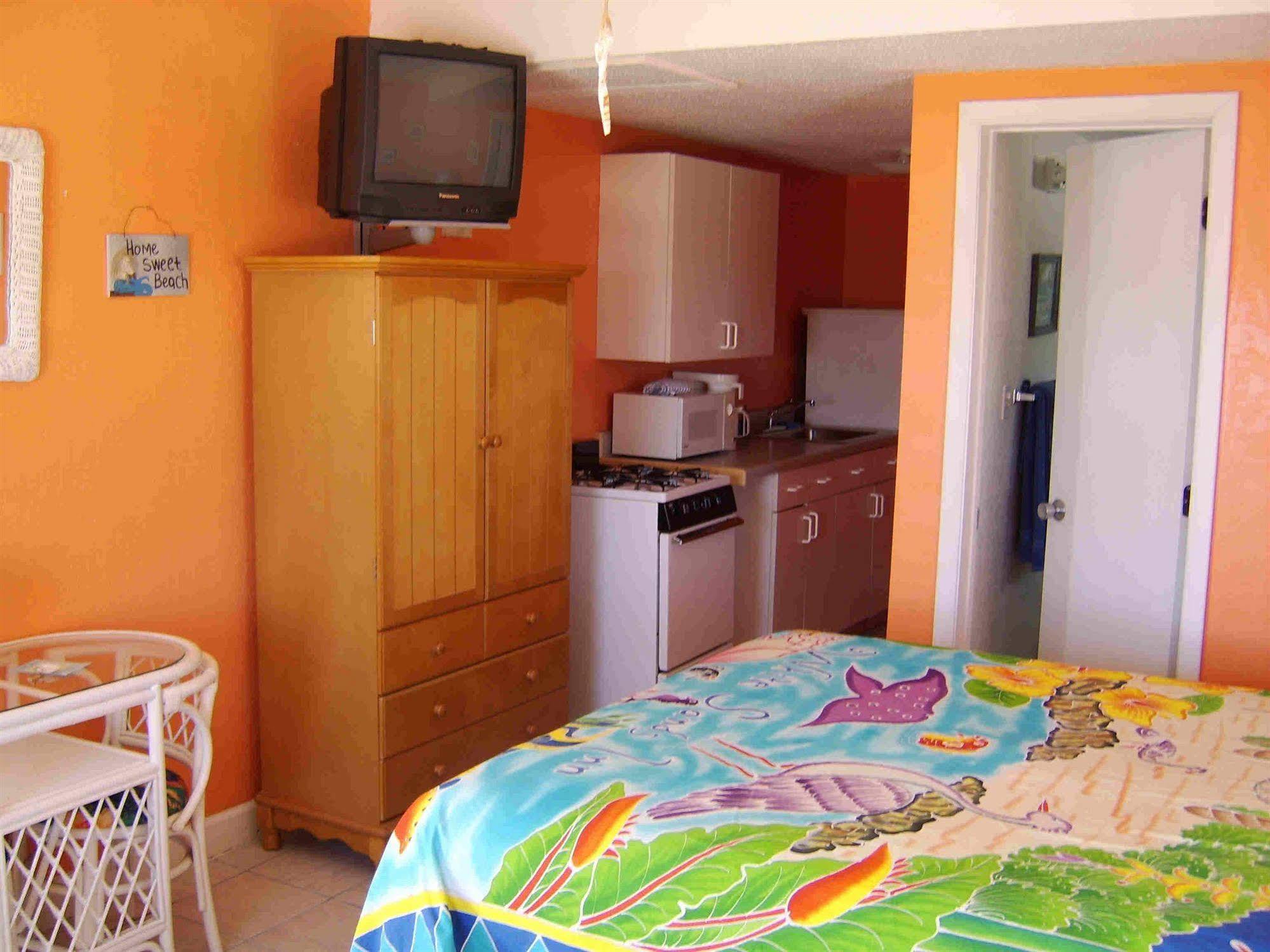 White Sands Inn Маратон Экстерьер фото